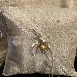 BEAUTIFUL RING BEAR PILLOW ON THAT SPECIAL DAY NEW